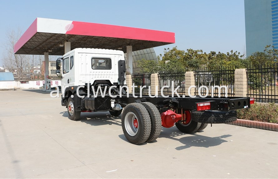 street cleaning truck chassis 4